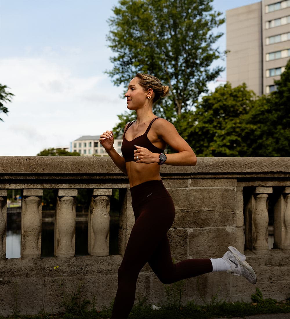 SPORTS & FITNESS